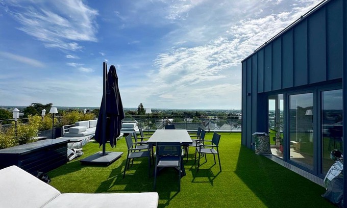 Noyal-sur-Vilaine Apartment | Luxurious rooftop - 10mins from Rennes