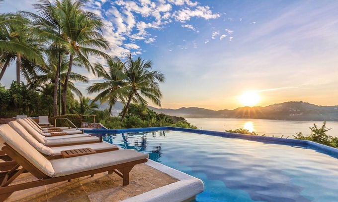 Almacen Apartment | Luxurious Studio Suite at WorldMark Zihuatanejo