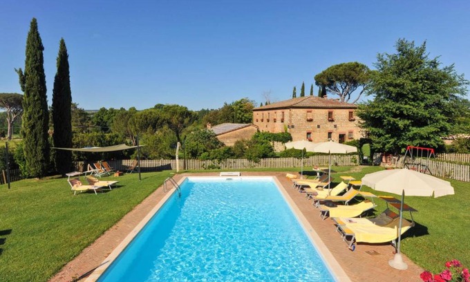 Monteroni d'Arbia Villa | Luxurious Villa in Monteroni d'Arbia