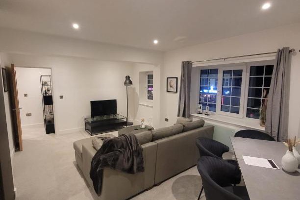 Wainscot Apartment | Luxury 1 Bed Apartment In The Centre Of Rochester