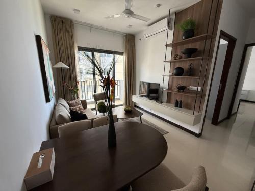 Ibbanwala Apartment | Luxury 2 Bed 2 Bath by Resident Villas