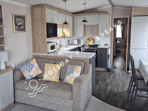 Selsey House | Luxury 2 bedroom at Seal Bay Resort