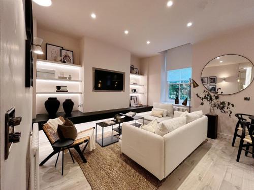 Todmorden Apartment | Luxury 2 Bedroom Flat in Central Todmorden