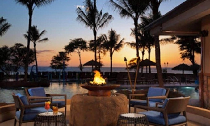 Honokowai Villa | Luxury 2 BR Villa, sleeps 6, on Maui's World Famous Kaanapali Beach