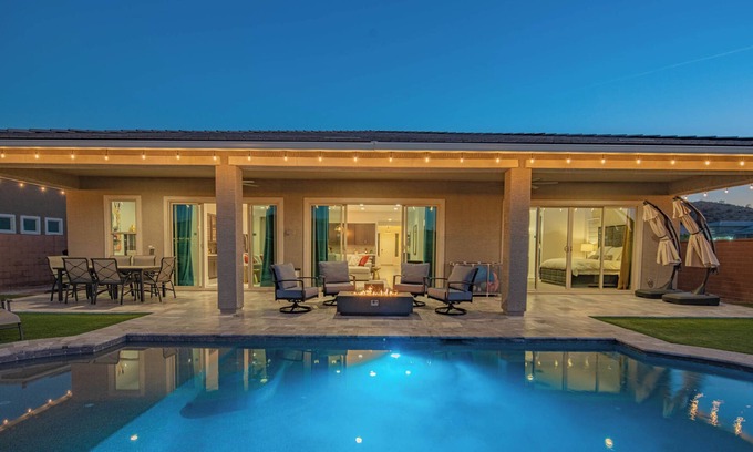 Estrella Mountain Ranch House | Luxury 3-bedroom Retreat with Gorgeous Heated Pool - Spring Training, Golf & PIR