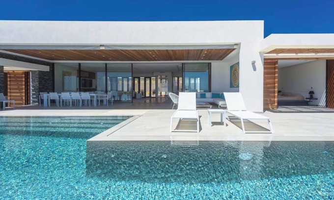 Orient Bay Villa | Luxury 4-Bedroom Villa Ô with Infinity Pool and Stunning Sea View