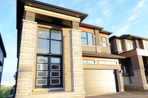 County of Brant House | Luxury 5 Bed Retreat for 12 with Gourmet Kitchen