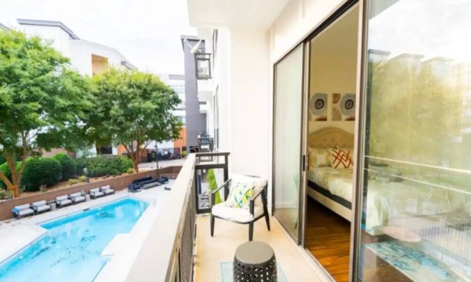 First Ward Apartment | Luxury Apartment 329