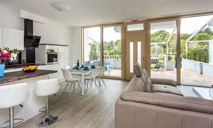 Donja luka Apartment | Luxury Apartment Makarska Beach
