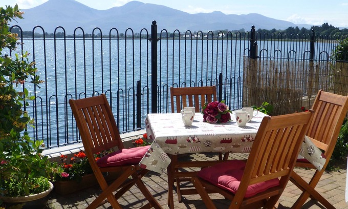 Newcastle Apartment | Luxury Apartment with Spectacular Mountain and Sea Views, The Quay, Dundrum