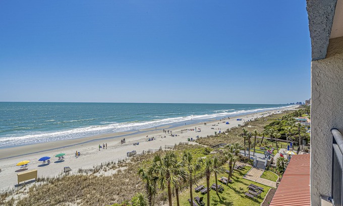 Myrtle Beach Resort | Luxury Beachfront Condo w/resort amenities, newly remodeled, direct ocean views