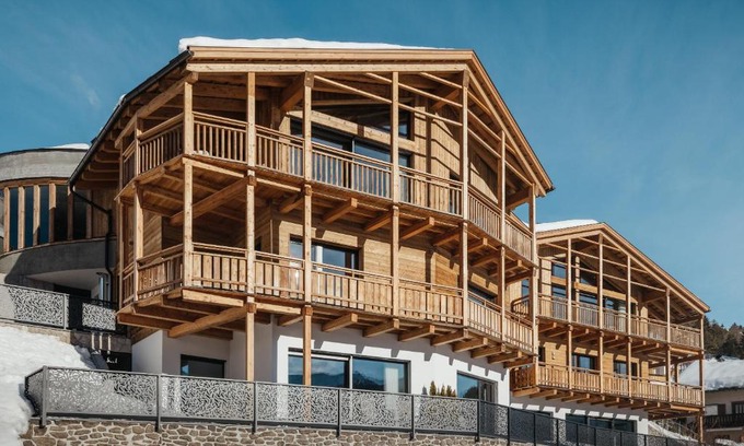 Santa Cristina Val Gardena Ski Chalet | Luxury Chalet Lefiro