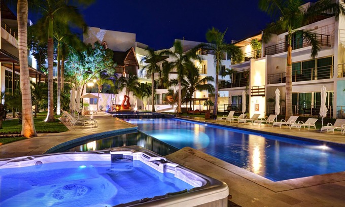 Gonzalo Guerrero Hotel | Luxury Condo Boutique