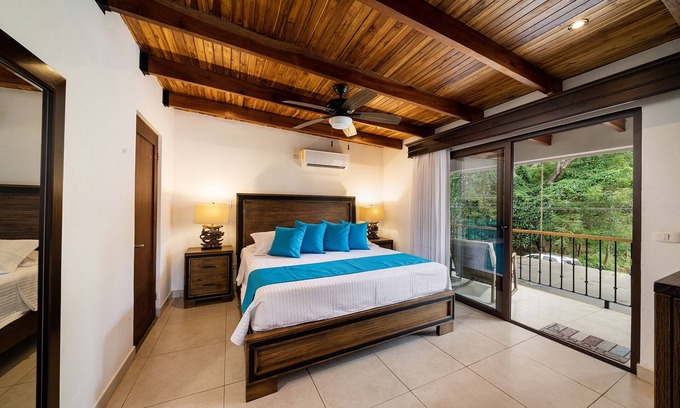 Liberia House | Luxury 4 bedroom beachfront villa