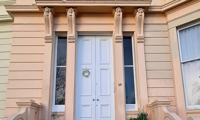 Kelvinbridge Apartment | Luxury Flat close to Glasgow University