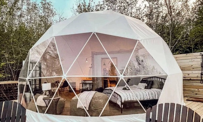 McMinnville Cabin | Luxury Fully Equipped Dome with Hot-Tub and Impressive Deck in Tennessee