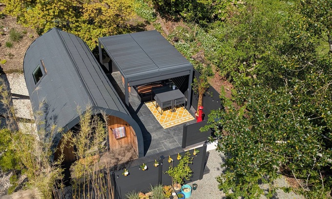 Innellan Cabin | Luxury Glamping Escape - Hot tub - West Coast Scotland