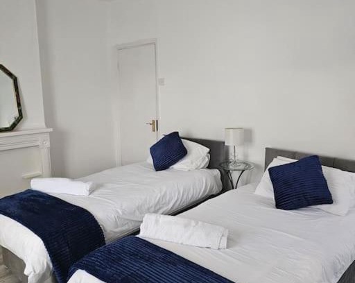 Downham Apartment | Luxury Home in Lewisham
