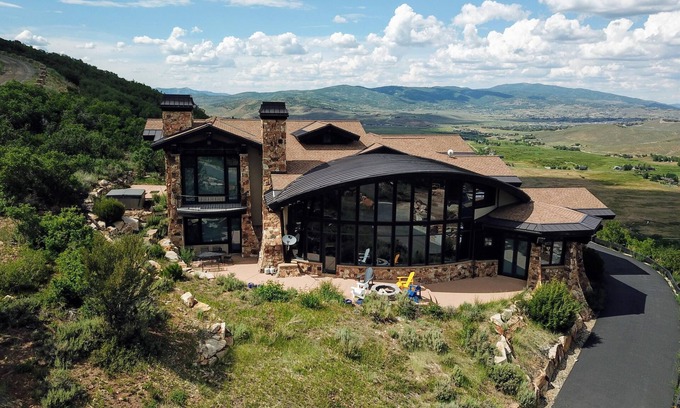 Park Meadows House | Luxury in the mountains at Park City, Utah