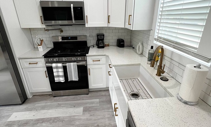 Charlotte House | Luxury Living 3BR/2.5BA CLT Home
