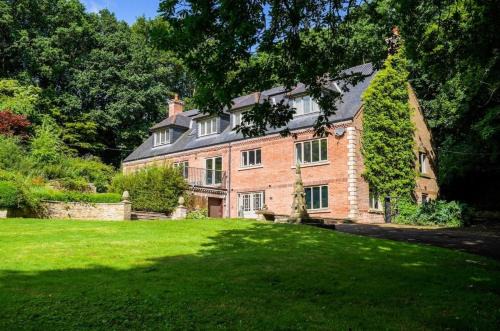 Durham Apartment | Luxury Mansion, Central, Perfect for Groups
