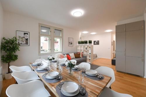 Prague 5 Apartment | Luxury Modern Apartment