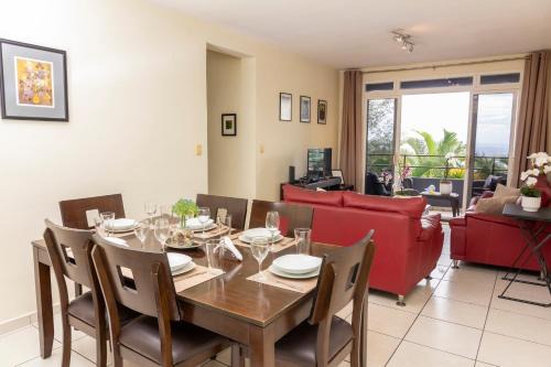 San Salvador Apartment | Luxury Modrn Apartment, w/amazing view, 3BR,Escalon,Exclus,Secur