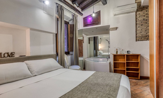 Rione V Ponte House | Luxury Navona
