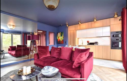 Croulebarbe Apartment | LUXURY Paris la vie en Rose 3 Pieces 72m2 jaccuzi