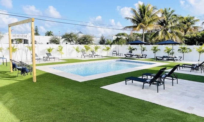 Delray Beach Villa | Luxury Poolside Villas #2 Resort Style backyard