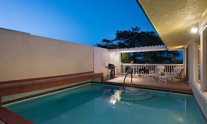 Nazareth Resort | Luxury Private Pool Villa. Generator @Sapphire