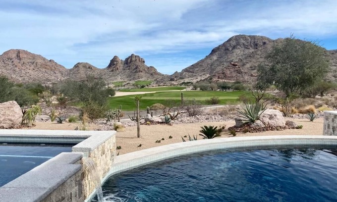 Loreto Villa | Luxury Quiet Villa on Golf Course