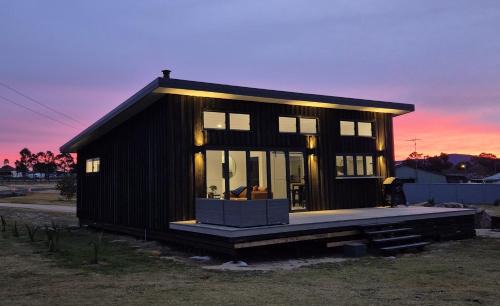 Wallangarra House | Luxury retreat near Girraween