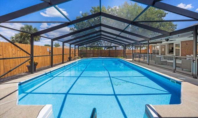 Ono Island House | Luxury Retreat w/Large Private Pool, Game & Bunk Room–Perfect for Family Fun!