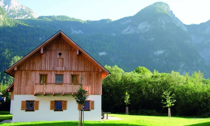 Obertraun House | Luxury Studio at the Hallstättersee
