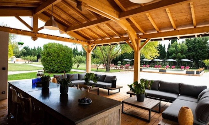 Paluds de Noves House | Luxury suite with terrace and private pool and jacuzzi - by feelluxuryholidays