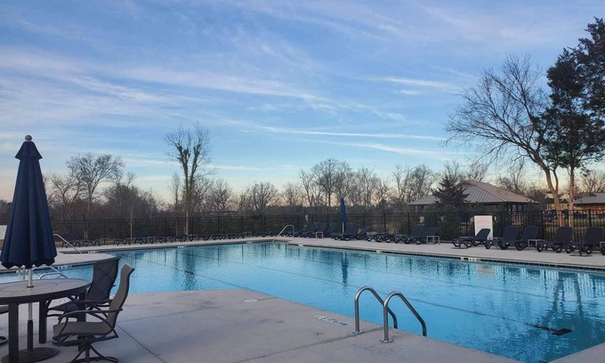 Murfreesboro House | Luxury Townhome w/pool and shuffleboard. 30 min to Nashville!