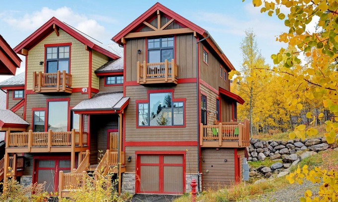 Bear Crossing House | Luxury Villa 865 I Private Hot Tub I Great Views I Best Price I Discounted Attractions