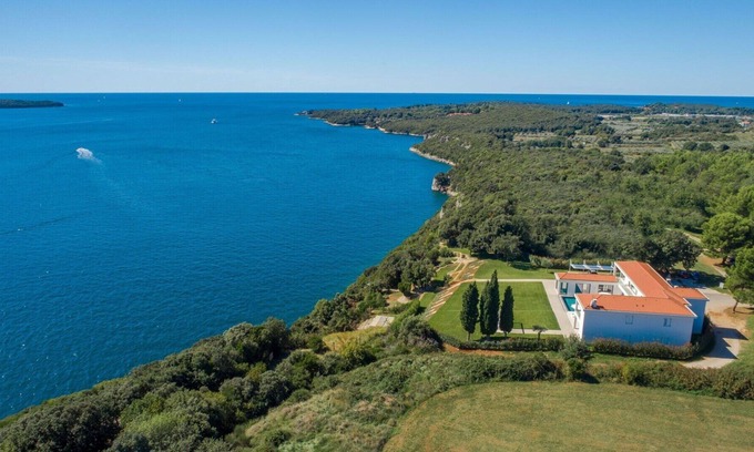 Vrsar Villa | Luxury Villa Eden land - Vrsar with two pools, sauna, jacuzzi and private sea entrance in Vrsar - Istria