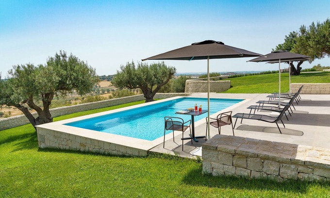 Noto Villa | Luxury villa with pool in the countryside, Noto, Sicily