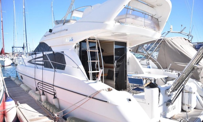 San Miguel de Abona Boat Rental | Luxury Yacht Kamikara