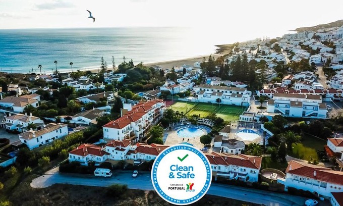 Praia da Luz Hotel | Luz Bay Hotel