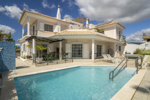 Olhao Villa | LV Premier Algarve FU1- pool, AC, garden, sea view