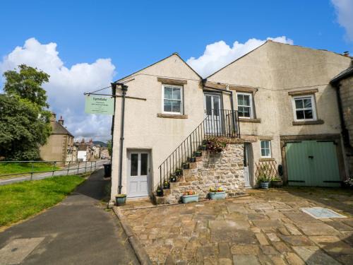 Hope Valley House | Lyndale Cottage