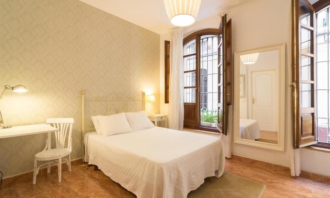 La Victoria Apartment | LyriosHomes Málaga La Merced Centro