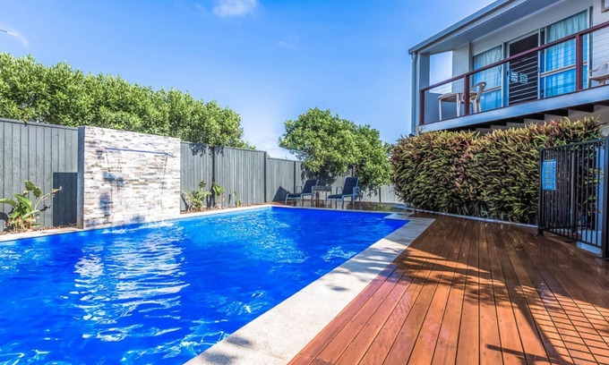 Peregian Beach Apartment | Lyrona - 3/35 Avocet Parade