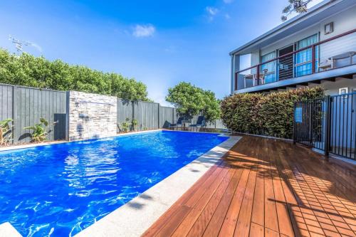 Peregian Beach Apartment | Lyrona Avocet Parade Peregian Beach