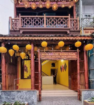 Dong Van Bed & Breakfast | Mị house homestay Đồng Văn