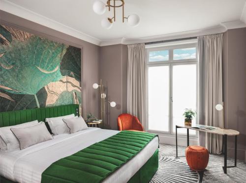 Quartier du Faubourg-Montmartre Hotel | M Social Hotel Paris Opera