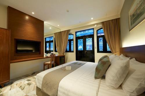 Downtown George Town Hotel | Macalister Terraces Hotel